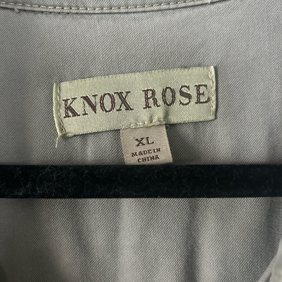 Know Rose button down - Picture 3 of 3